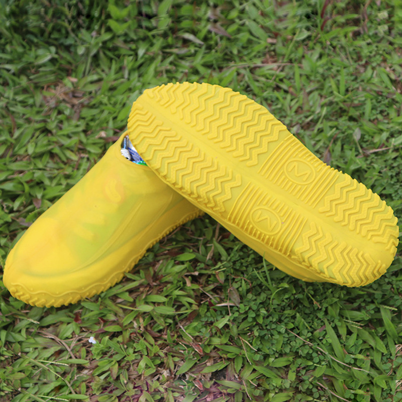 New silicone shoe covers, anti-skid rain shoe covers, rain-proof thickened wear-resistant bottom, anti-slip, anti-fouling, sand-proof and rain-proof shoe covers